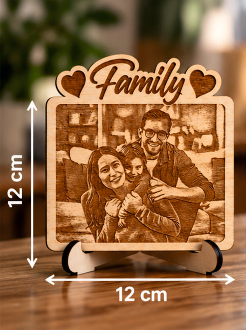 Foto Incisa su Legno Personalizzata – Quadretto con Incisione Laser e Scritta Family, Regalo Romantico per Coppia