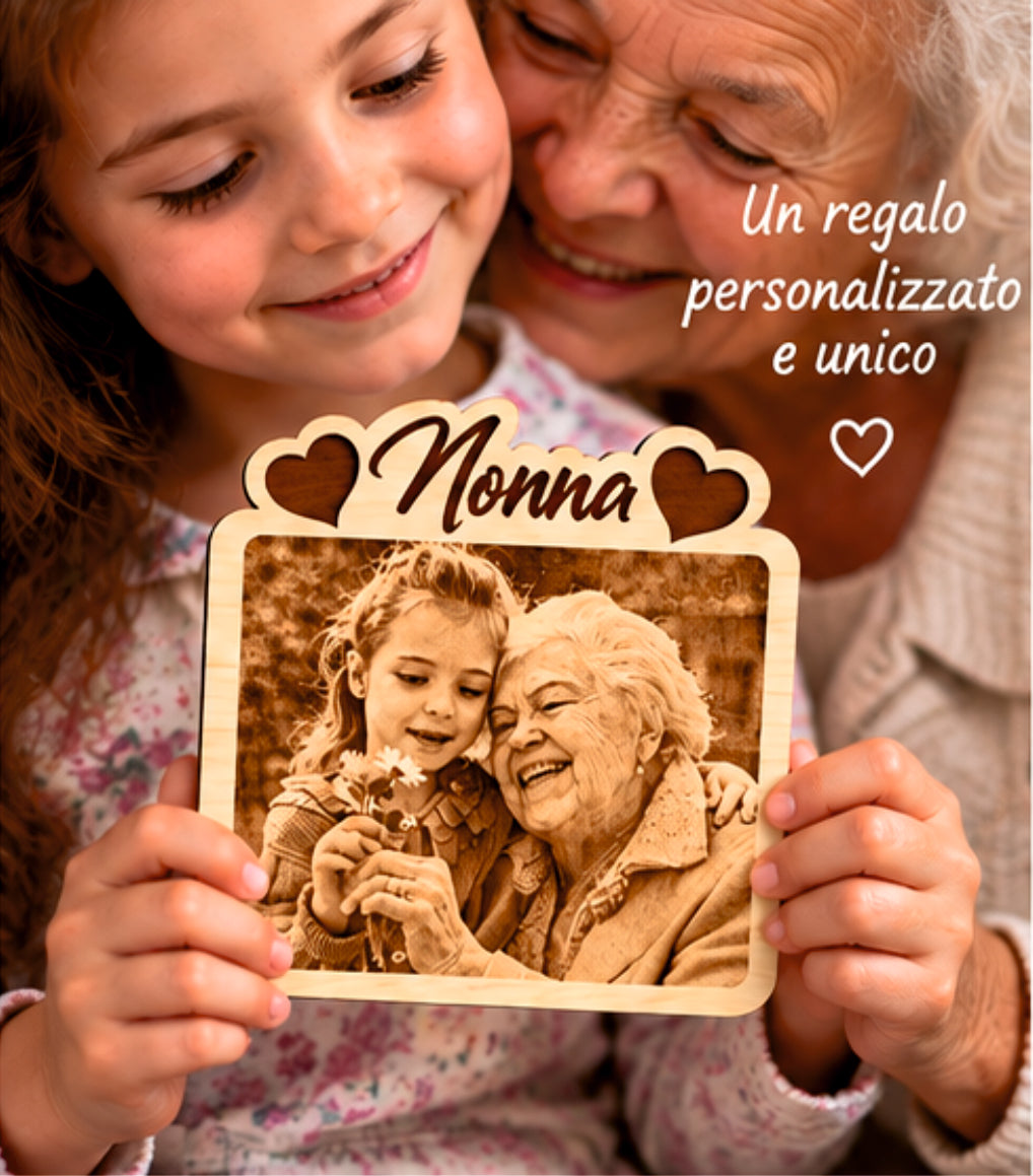 Foto Incisa su Legno Personalizzata – Quadretto con Incisione Laser e Scritta Nonna, Regalo Romantico per Coppia