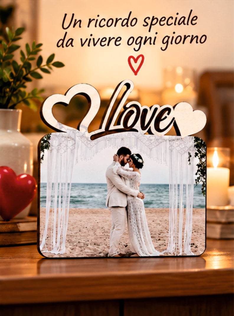 Foto su Legno Personalizzata con Scritta Love e Cuori – Stampa Fotografica a Colori su Legno, Regalo Famiglia