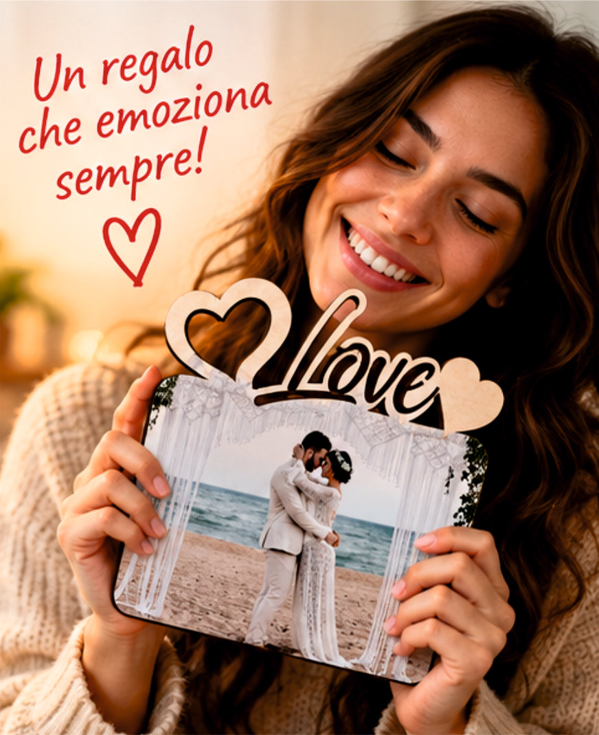 Foto su Legno Personalizzata con Scritta Love e Cuori – Stampa Fotografica a Colori su Legno, Regalo Famiglia